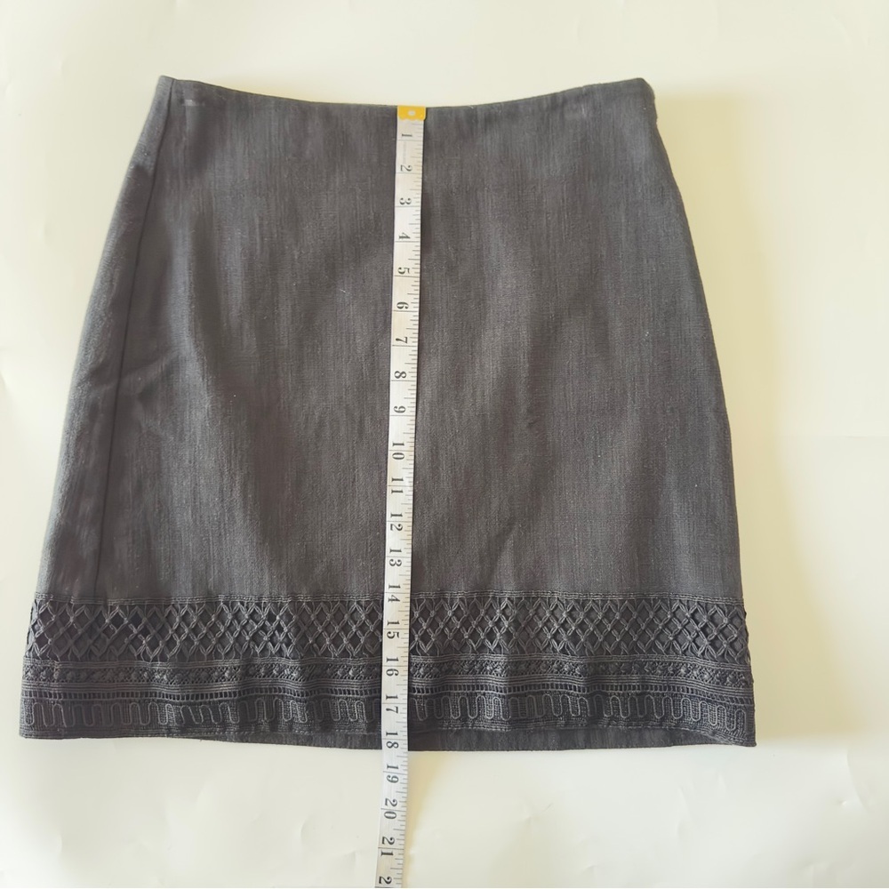 LOFT Black Mini Skirt with Crochet Eyelet Hem Zipper Side Office Lining Size 2 - Picture 6 of 6